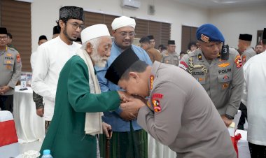 Pererat-Silaturahmi,-Kapolri-Buka-Puasa-Bersama-Tokoh-Ulama-dan-Elemen-Masyarakat-Banten